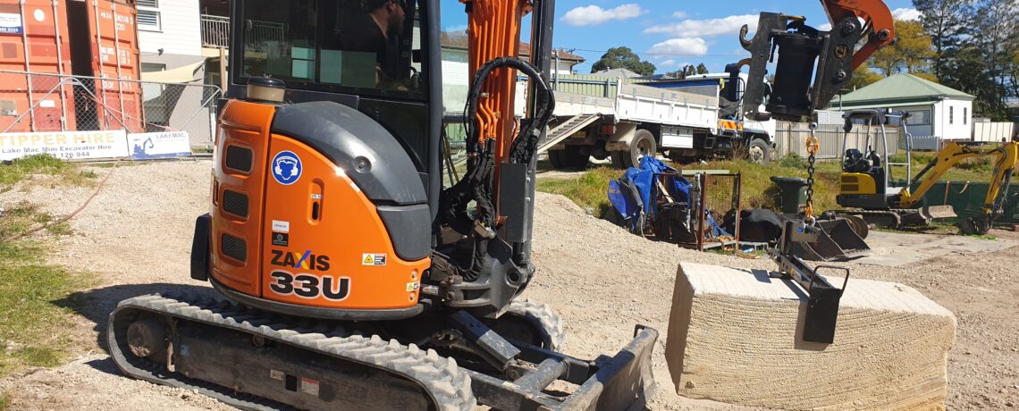 Compact Excavator Hire – Hitachi 33U – Now With Air Conditioned Cabin